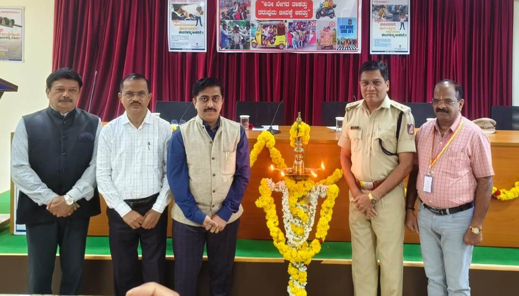 Accidents can be prevented if everyone follows road safety rules: Manu Patel Accidents can be prevented if everyone follows road safety rules: Manu Patel